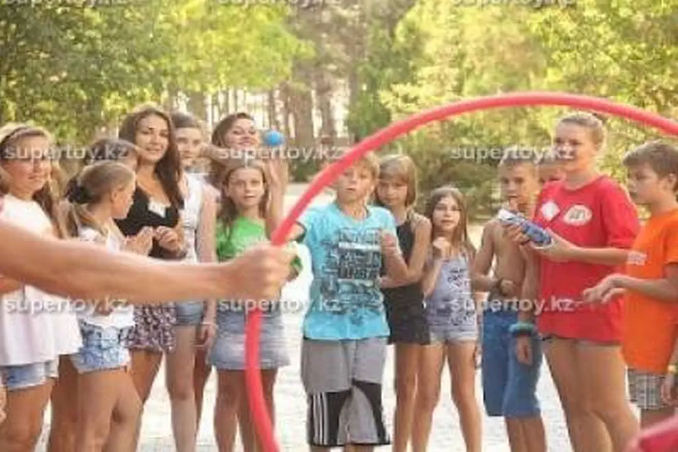 Отдых и развлечение ребят в детских лагерях: как сдружить малышей?