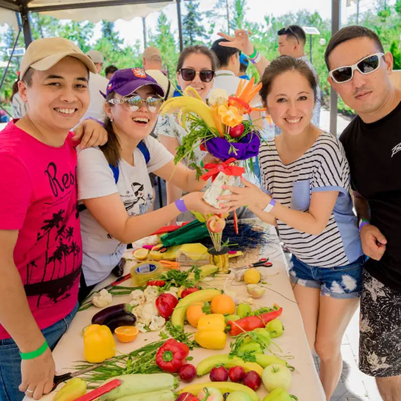 Букеты из овощей и фруктов